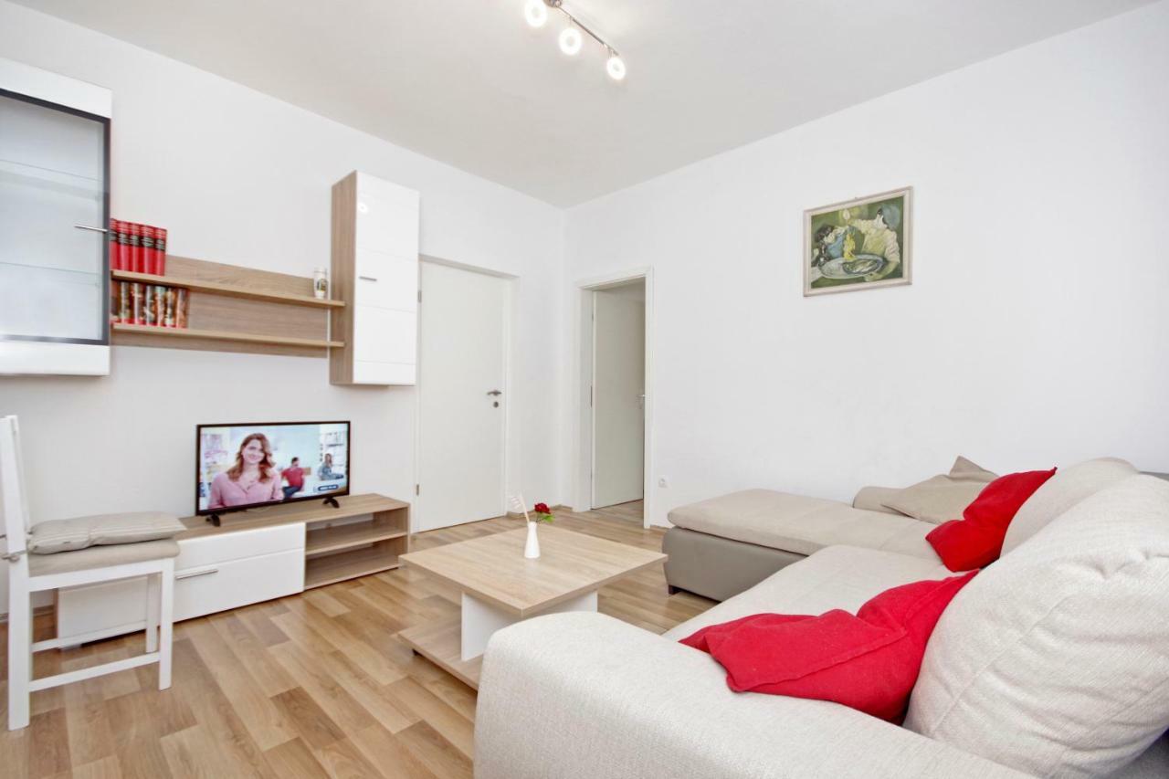 Apartments Andela Makarska Exterior photo