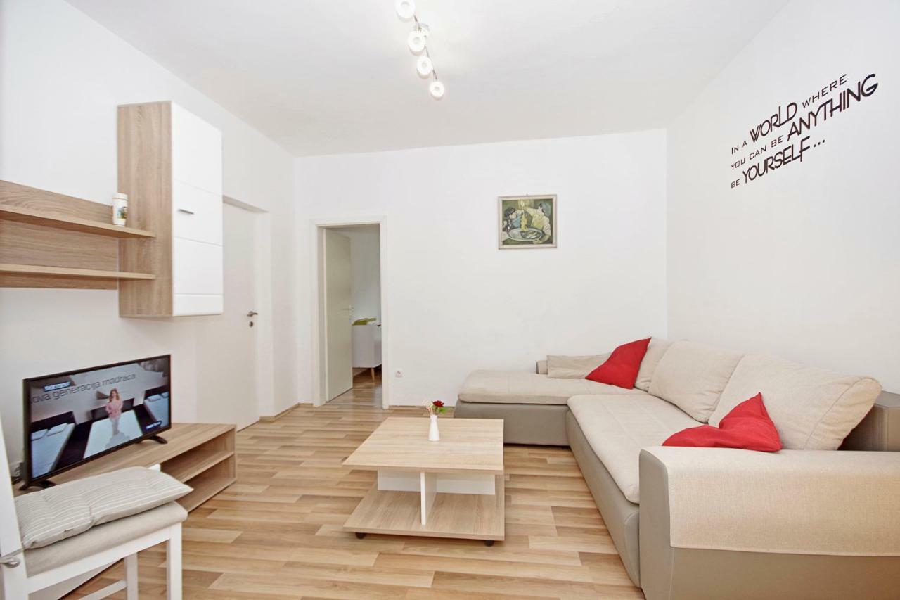 Apartments Andela Makarska Exterior photo