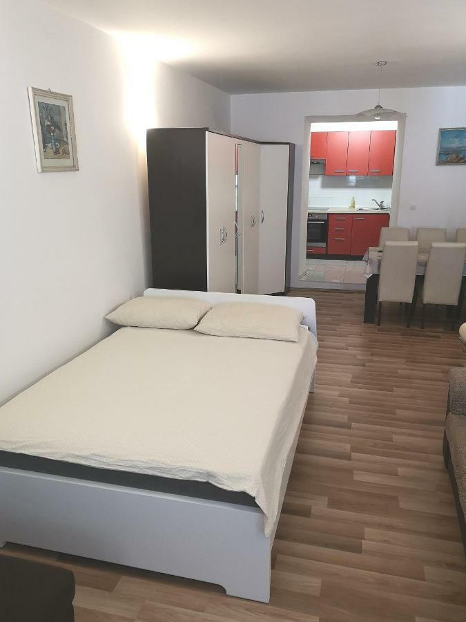 Apartments Andela Makarska Exterior photo